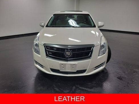 Used 2014 Cadillac XTS Platinum AWD/4WD image 2