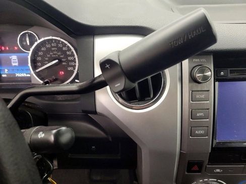 Used 2014 Toyota Tundra SR5 image 7