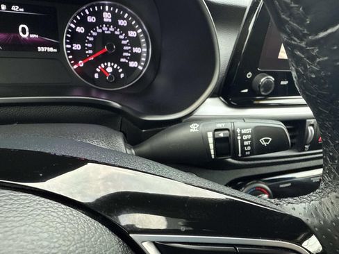 Used 2023 Kia Forte GT-Line image 33