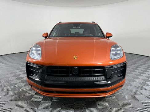 New 2025 Porsche Macan AWD/4WD image 7