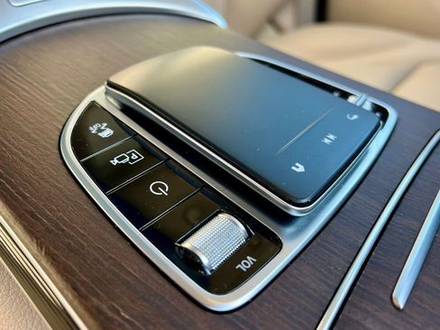 Certified 2022 Mercedes-Benz GLC 300 4MATIC image 32