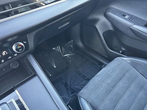 Used 2024 Mitsubishi Outlander SE image 21