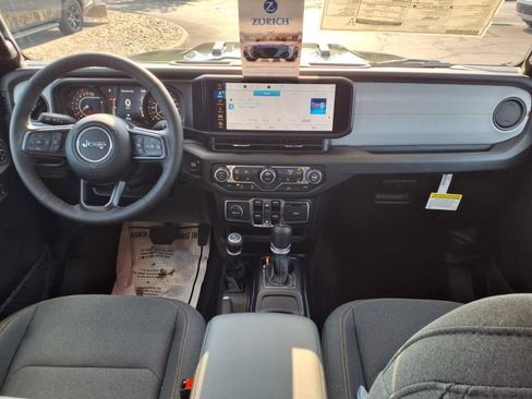 New 2025 Jeep Gladiator Sport image 9