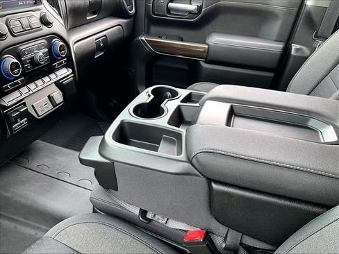 Used 2022 Chevrolet Silverado 1500 RST AWD/4WD image 20