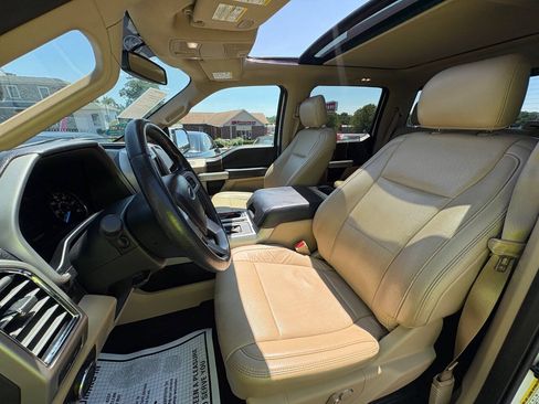 Used 2016 Ford F150 Lariat w/ Equipment Group 501A Mid AWD/4WD image 10