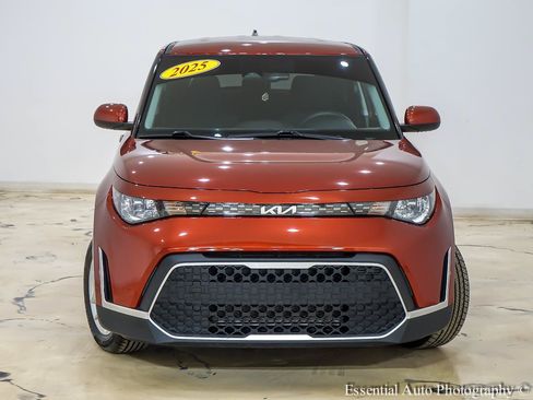 Used 2025 Kia Soul S FWD image 5