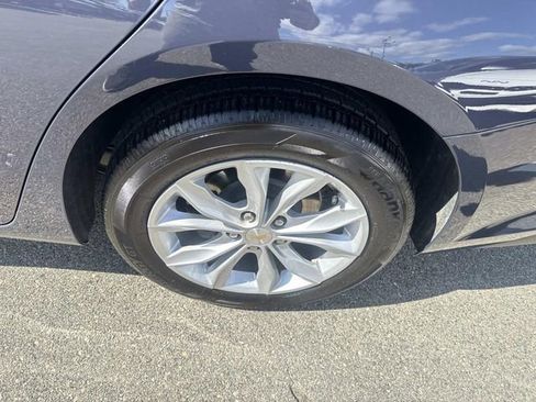 Used 2025 Chevrolet Malibu LT image 16