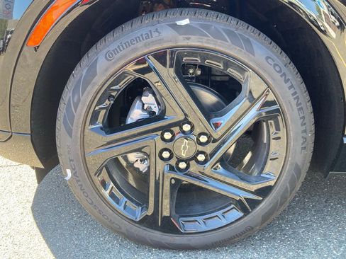 New 2025 Chevrolet Equinox EV RS w/ Convenience Package II image 23