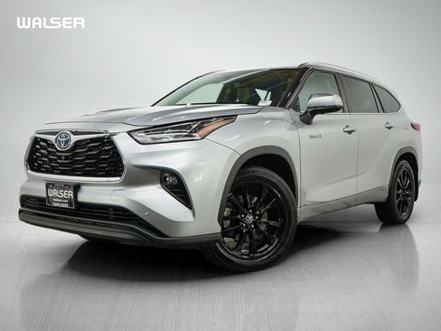 Used 2021 Toyota Highlander Limited AWD/4WD image 1