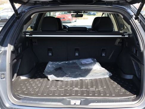 Certified 2023 Subaru Outback Onyx Edition image 9