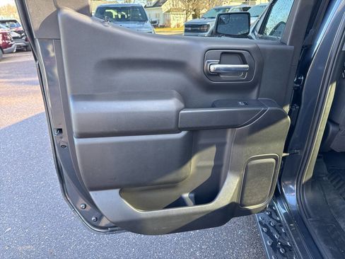 Used 2021 Chevrolet Silverado 1500 LT image 28