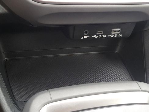 Certified 2025 Subaru Crosstrek 2.0i Premium AWD/4WD image 25