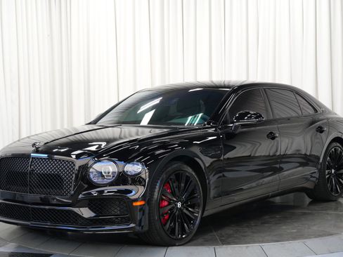 Used 2024 Bentley Flying Spur W12 image 5