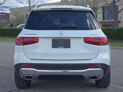 Certified 2023 Mercedes-Benz GLB 250 4MATIC image 16