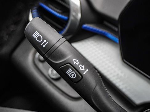 New 2025 Chevrolet Trax LT w/ Driver Confidence Package image 28