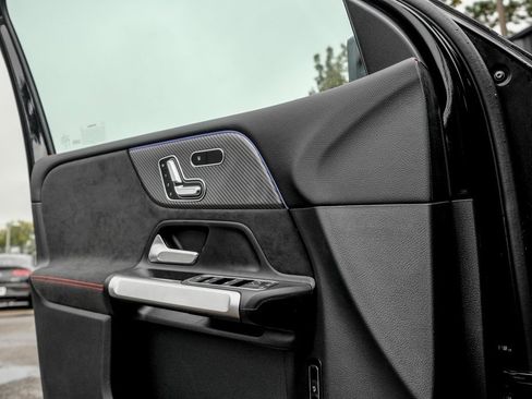 New 2026 Mercedes-Benz GLB 35 AMG 4MATIC image 14