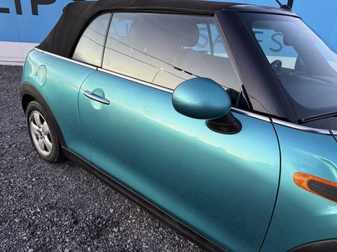 Used 2019 MINI Cooper Convertible w/ Signature Upholstery Package image 10