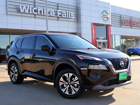 Used 2021 Nissan Rogue SV FWD image 1