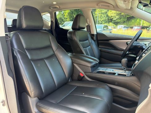 Used 2023 Nissan Murano SV FWD image 21