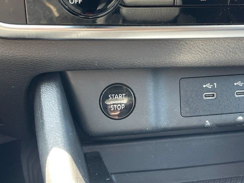 Used 2024 Nissan Rogue S AWD/4WD image 24