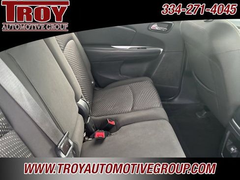 Used 2020 Dodge Journey SE image 23