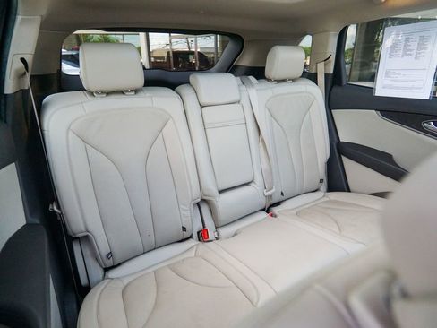 Used 2020 Lincoln Nautilus Reserve w/ Equipment Group 201A FWD image 33