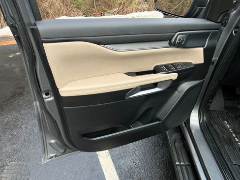 Used 2024 Ford Ranger Lariat image 11