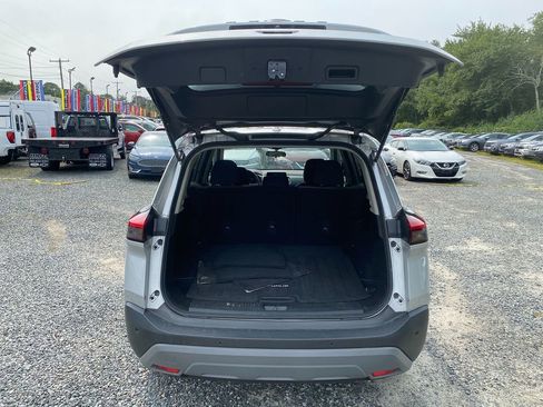 Used 2023 Nissan Rogue SV image 24