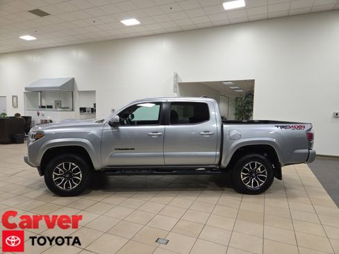 Used 2023 Toyota Tacoma TRD Sport image 1