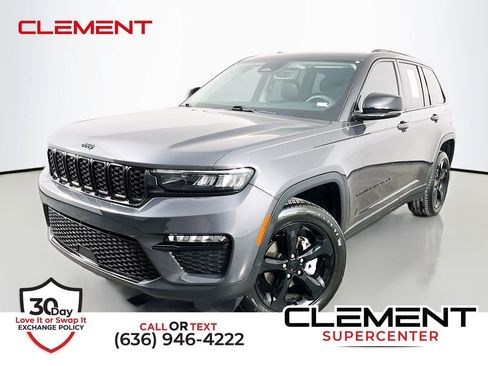 Used 2023 Jeep Grand Cherokee Limited AWD/4WD image 1