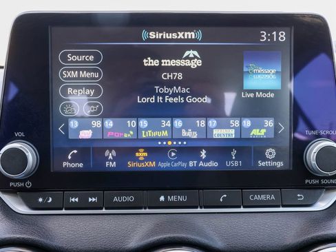 Used 2025 Nissan Sentra SV FWD image 22
