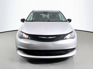 Used 2024 Chrysler Voyager LX video 2