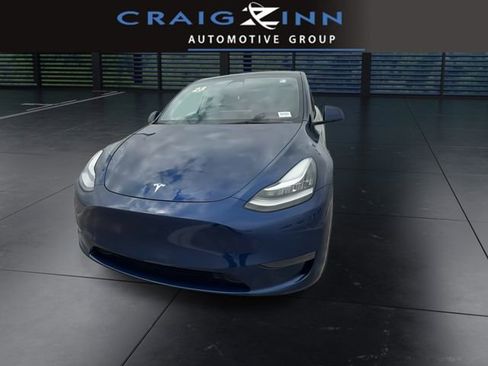 Used 2023 Tesla Model Y Long Range image 3