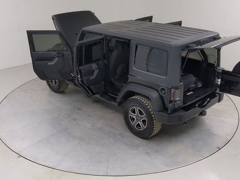 Used 2017 Jeep Wrangler Unlimited Sport image 49