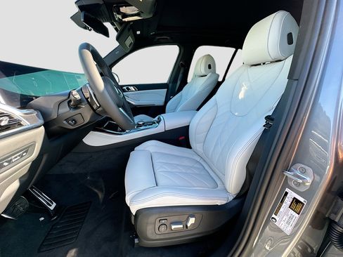 New 2026 BMW X5 sDrive40i w/ M Sport Package image 15