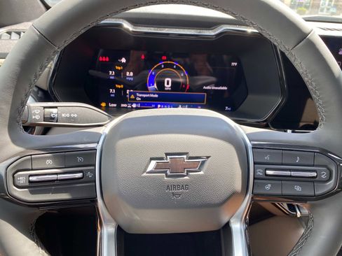 New 2025 Chevrolet Colorado ZR2 AWD/4WD image 15