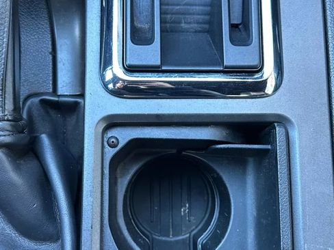 Used 2010 Ford Mustang GT image 18