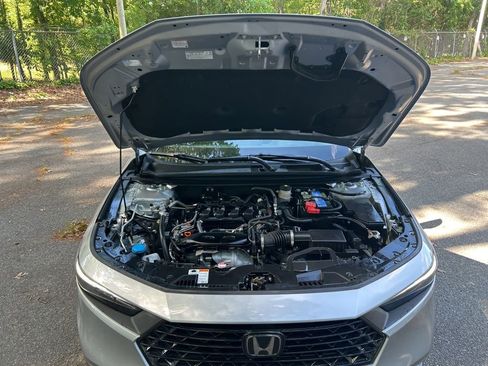 Used 2023 Honda Accord EX image 12