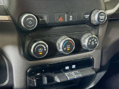 Used 2024 RAM 2500 Big Horn image 13