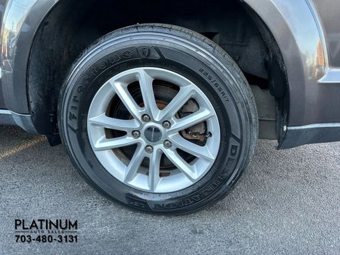 Used 2017 Dodge Journey SXT w/ Comfort/Convenience Group image 19