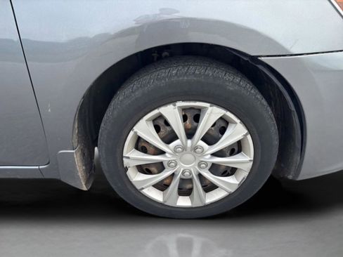 Used 2017 Nissan Sentra SV FWD image 45