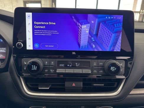 Certified 2024 Toyota Grand Highlander Limited image 25