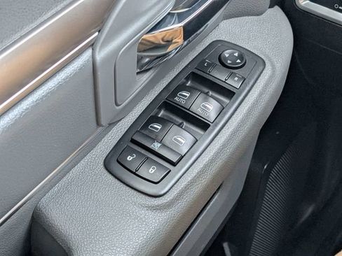 Used 2020 RAM 1500 Classic SLT RWD image 20