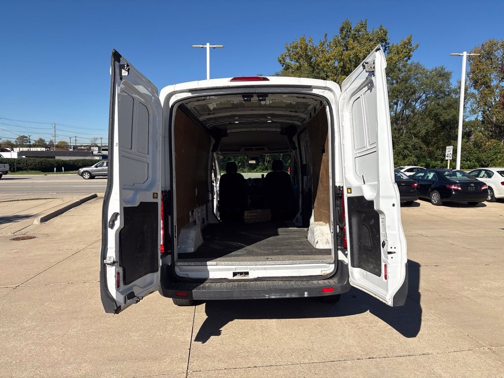 Used 2016 Ford Transit 250 148 Medium Roof RWD image 19