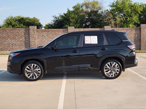 Used 2025 Subaru Forester Touring w/ Popular Package - Touring image 5