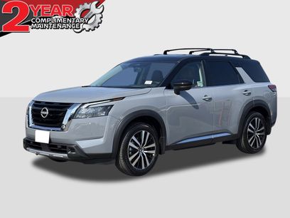 New 2025 Nissan Pathfinder Platinum
