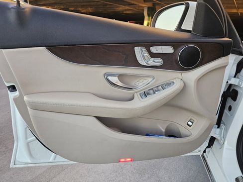 Certified 2018 Mercedes-Benz C 300 Sedan image 11