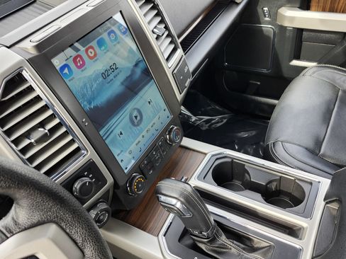 Used 2016 Ford F150 Lariat image 33