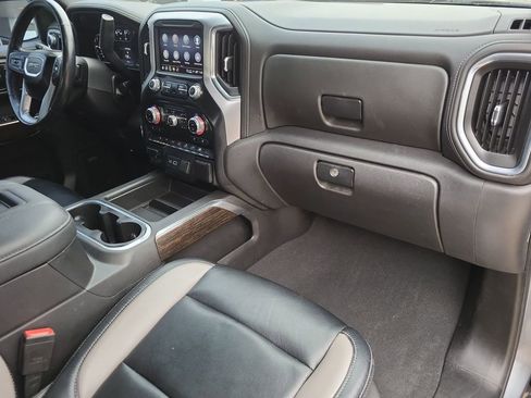 Used 2022 GMC Sierra 1500 Elevation w/ Preferred Package image 28