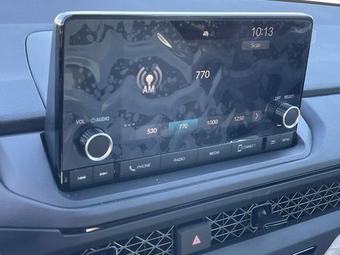 Used 2025 Honda Accord LX image 16